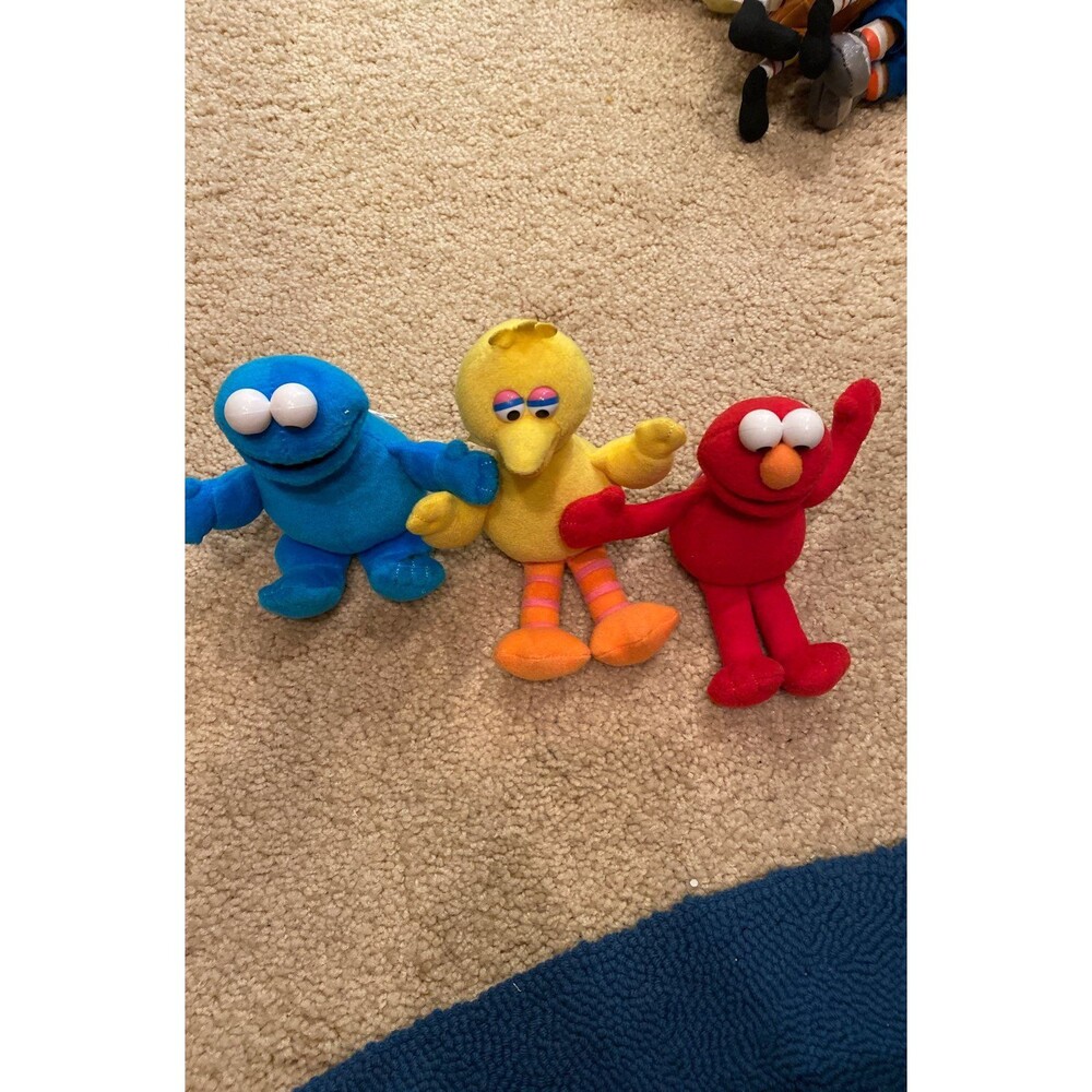Sesame Street vibrating characters